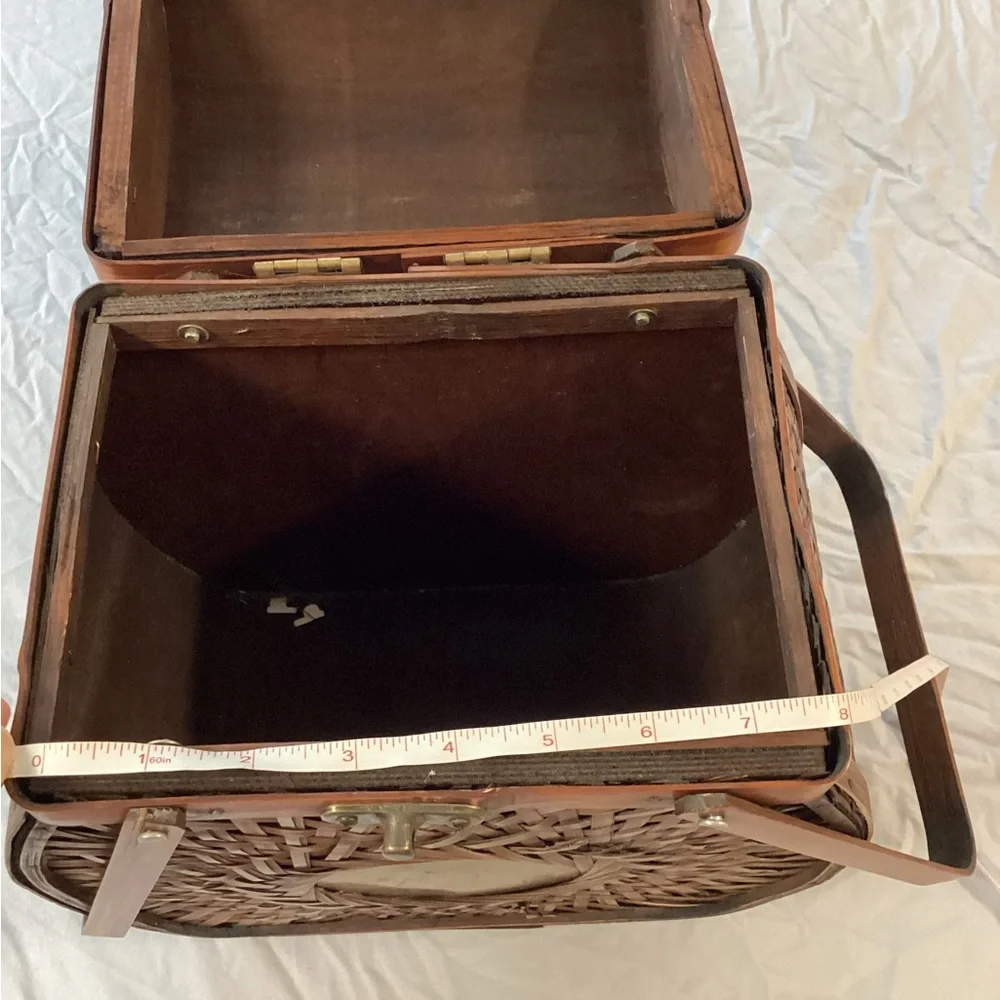 Vintage basket purse 👜 - Picture 4 of 12